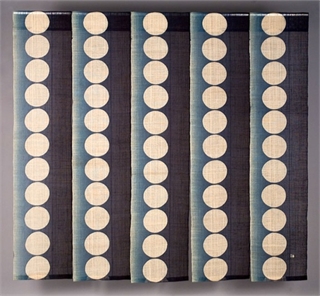 Pana 3 – модерен вид японска стена от няколко щампирани пана в ярък геометричен десен